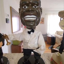 Animated Singing Louis ''Satchmo'' Armstrong