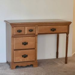 4 Drawer Maple Desk