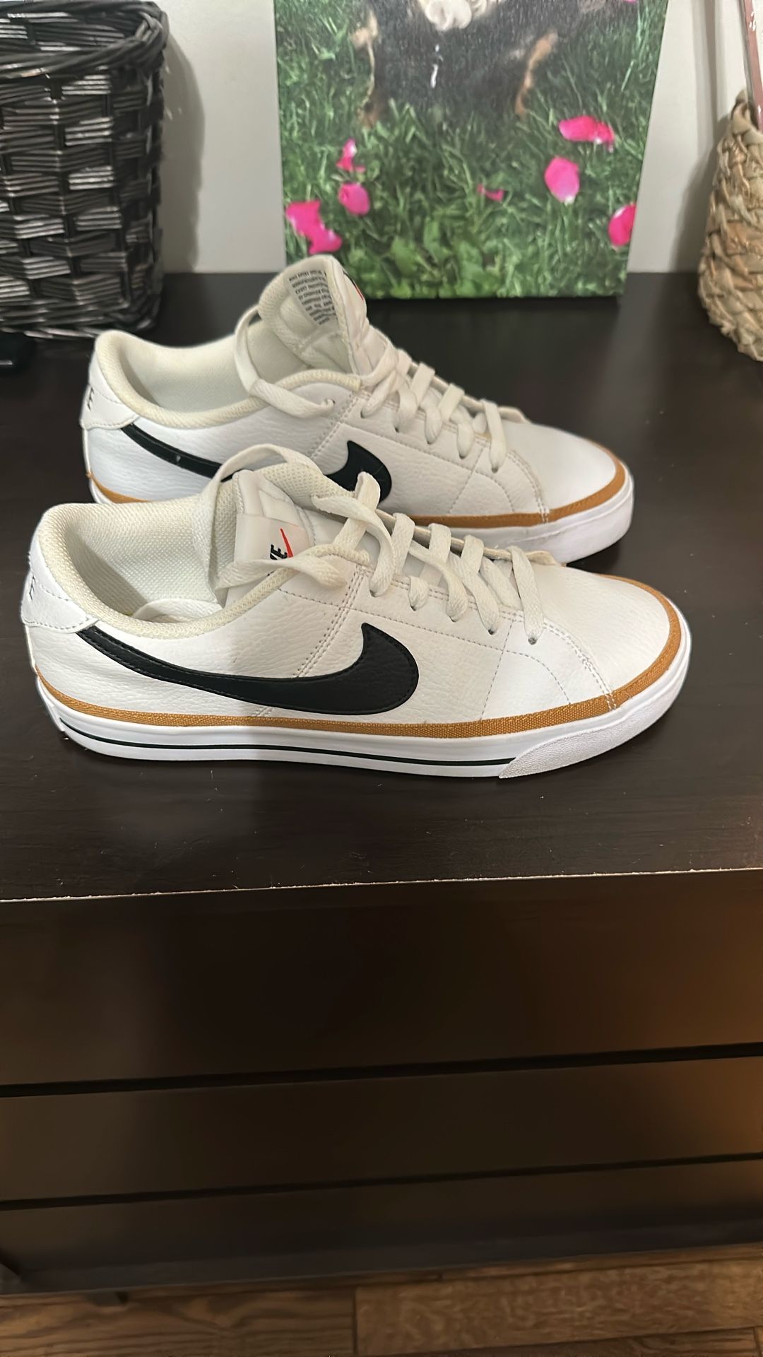 Nike