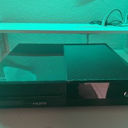 XBOX ONE CONSOLE 500 GB