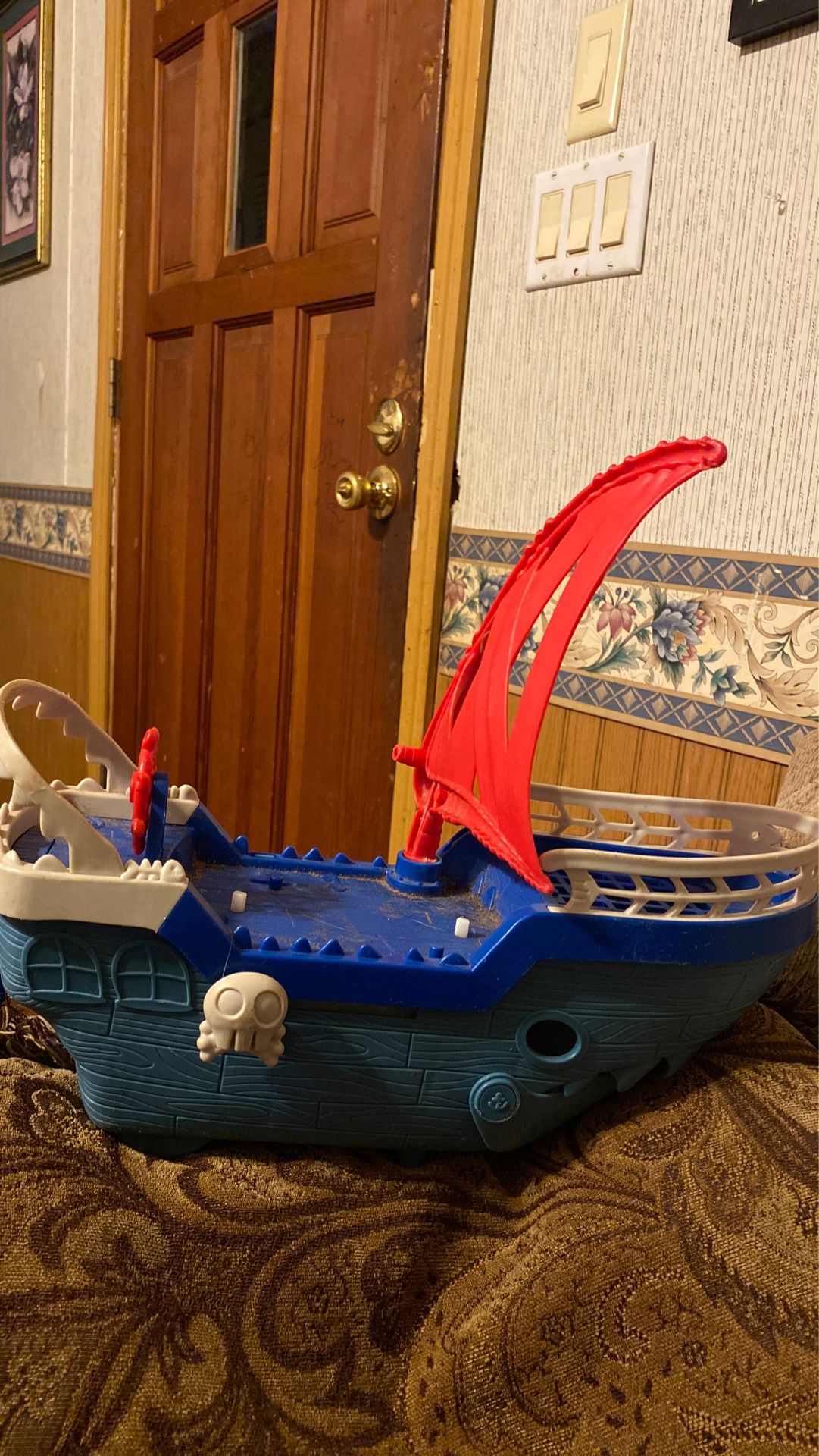 Pirate ship