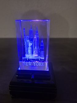 New York Glass Color Changing Light Mount