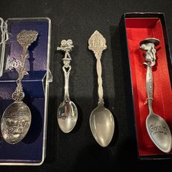 Vintage Disney, Universal Studios & Knotts Collector’s Spoon Set of 4