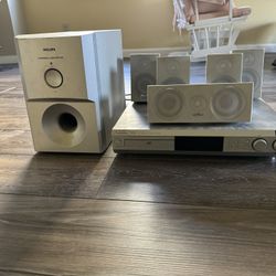 Philips Blu-Ray 5.1 Home Theater System 