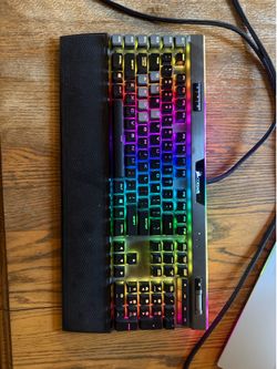 Corsair K95 RGB Platinum keyboard