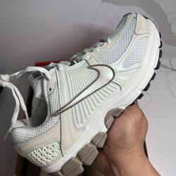 Nike Zoom Vomero 5 