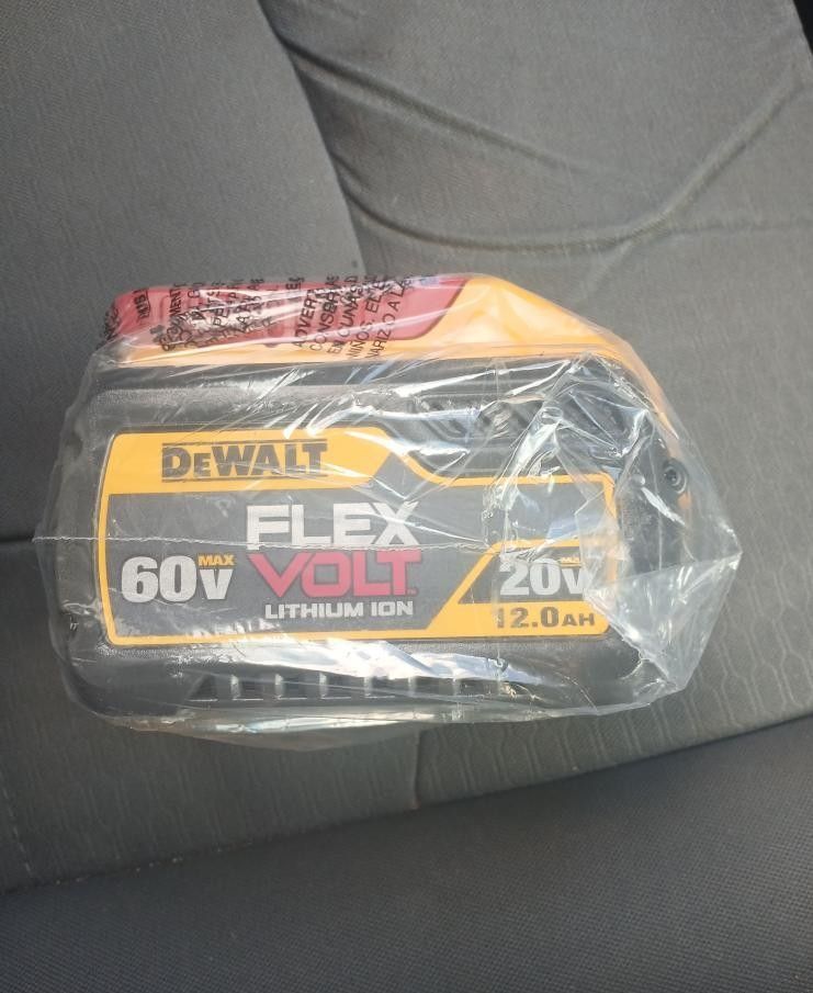 DeWalt flexvolt 12ah battery