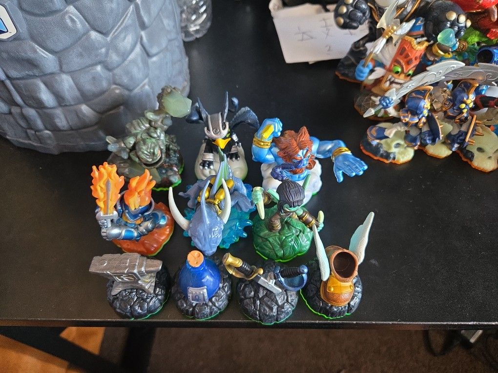 Skylander Lot