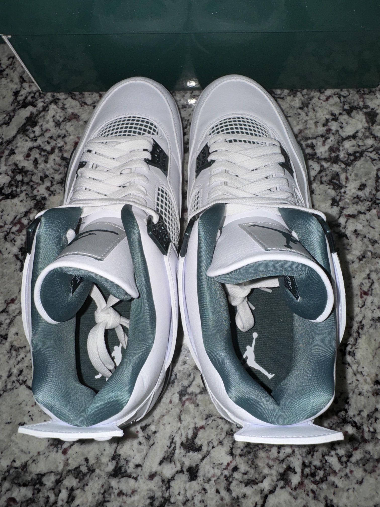 Jordan Retro 4 Oxidized Green ( Brand New )