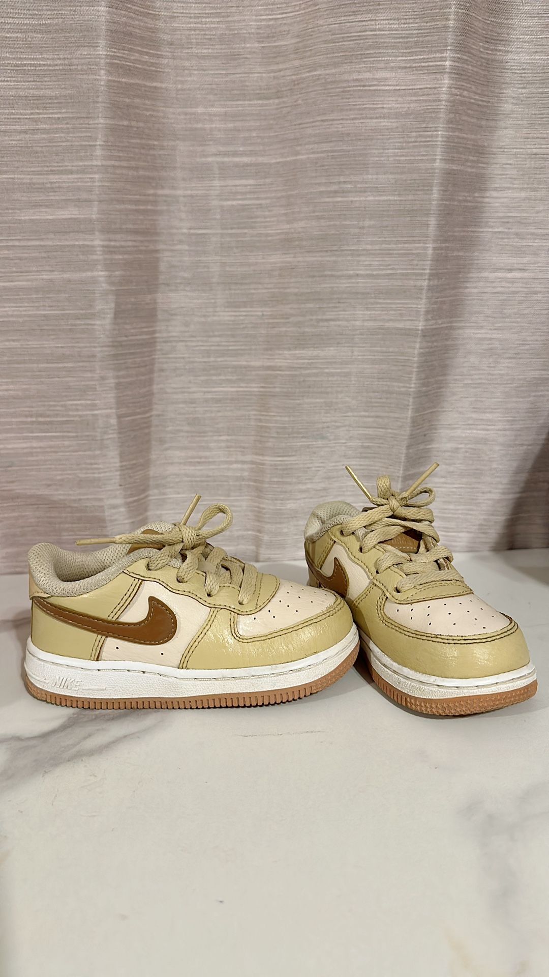 Nike Air Force 1s 8c