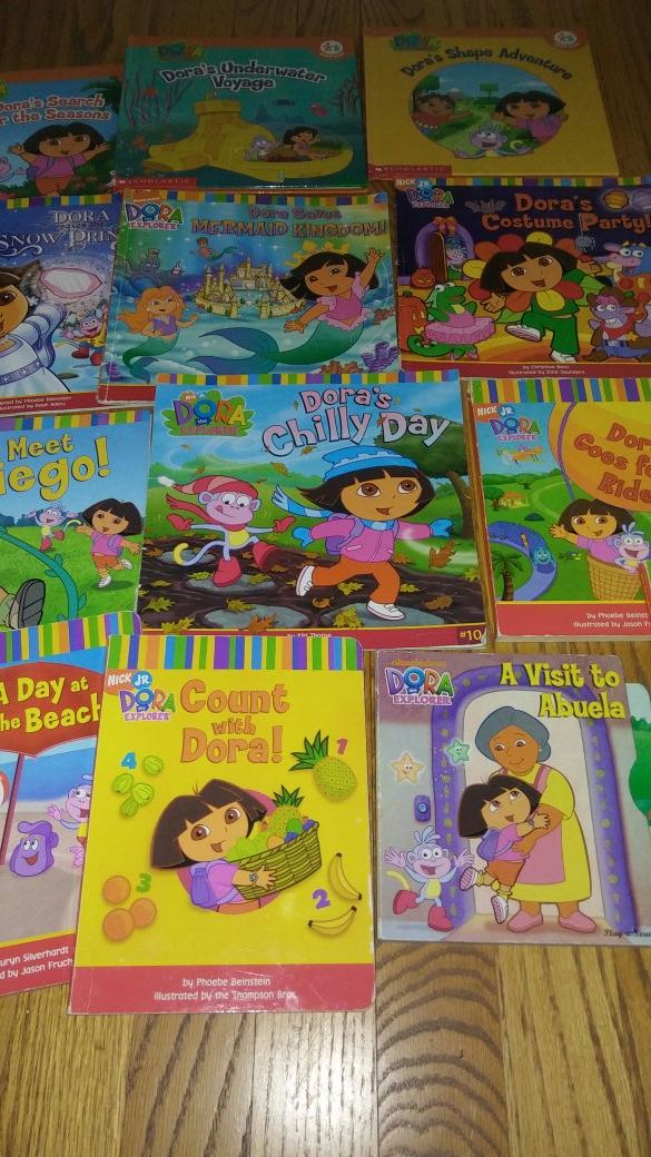 Lot of 13 Toddler Dora the Explorer Nick Jr. Scholastic Bilingual Books