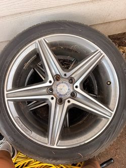 AMG Mercedes-Benz Set of 4