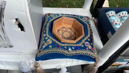 Tag sale
