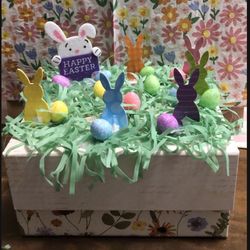 #2 Happy Easter Box Gift Set  Champagne Toast Bath and Body Works