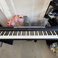 Yamaha P-85 digital piano