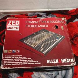 22 Fx Allen & Heath Mixer 