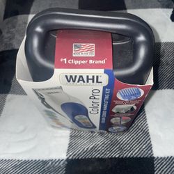 Wahl Color Pro Hair Clipper Kit with Colored Guide Combs - Heavy duty.