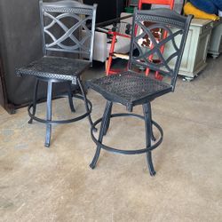 Swivel Counter Height Metal Chairs
