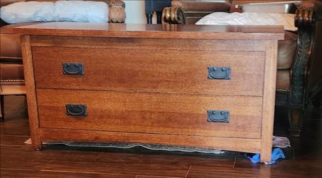 Mission oak chest