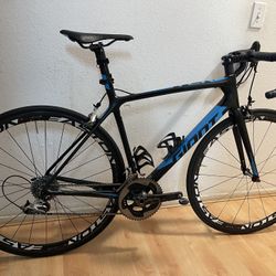 2016 Giant Full Carbon Road Bike Full Carbon Wheel Set Size Medium  