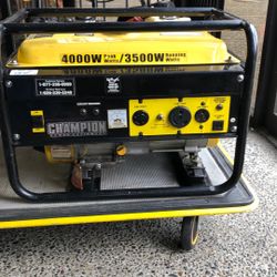 Champion 4000 Watt Gas Powered 120/240 V Generator (70485273)