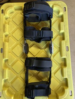 Townsend Post Op Universal Knee Leg Brace Adjustable