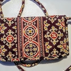 Vera Bradley Rare Medallion Patern Designer Wallet / Clutch / Purse