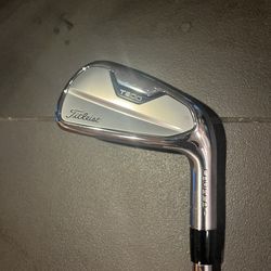 Titleist T200 Golf Club - 6 Iron