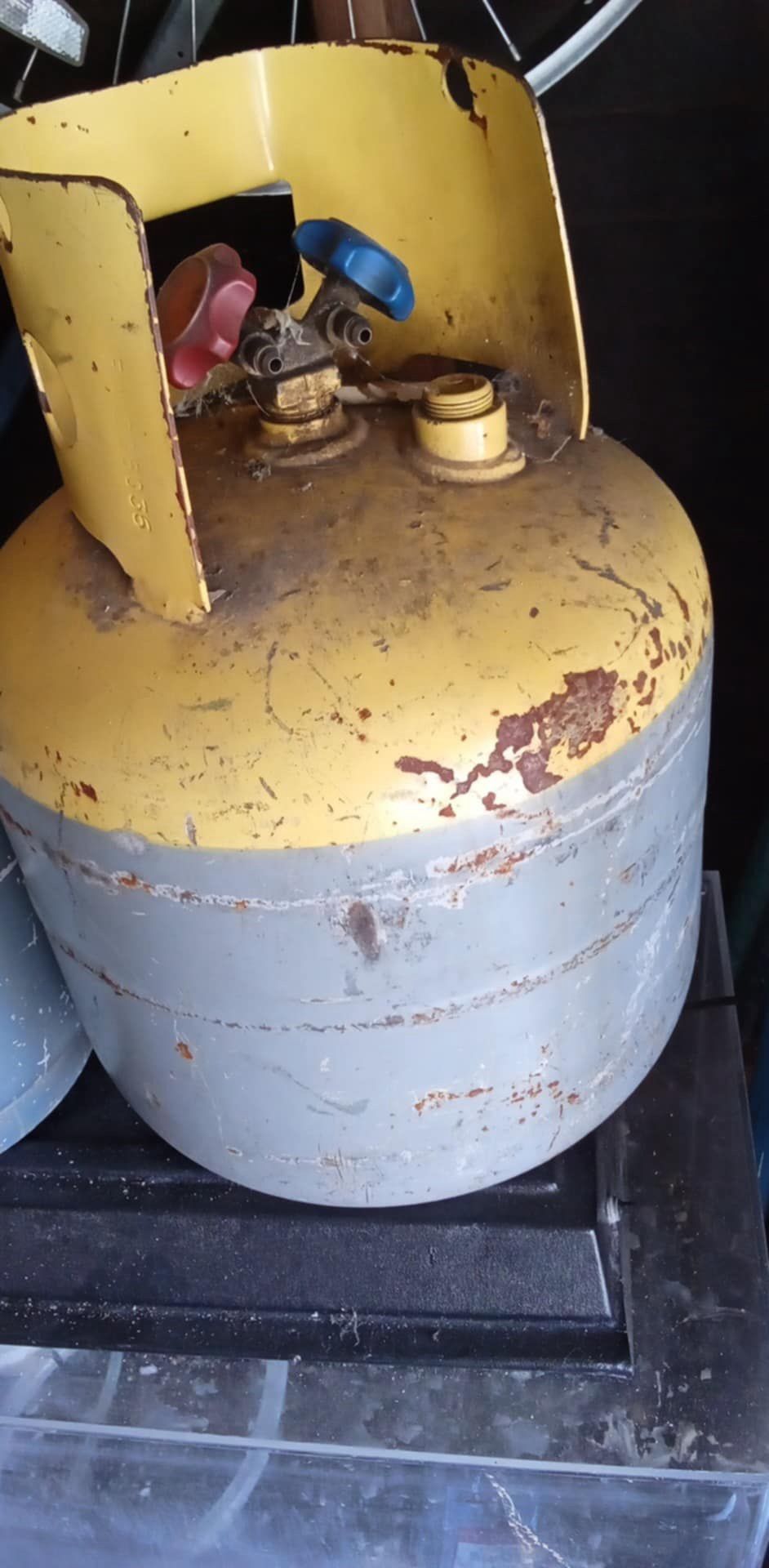 R 22