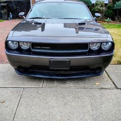 2014 Dodge Challenger SXT