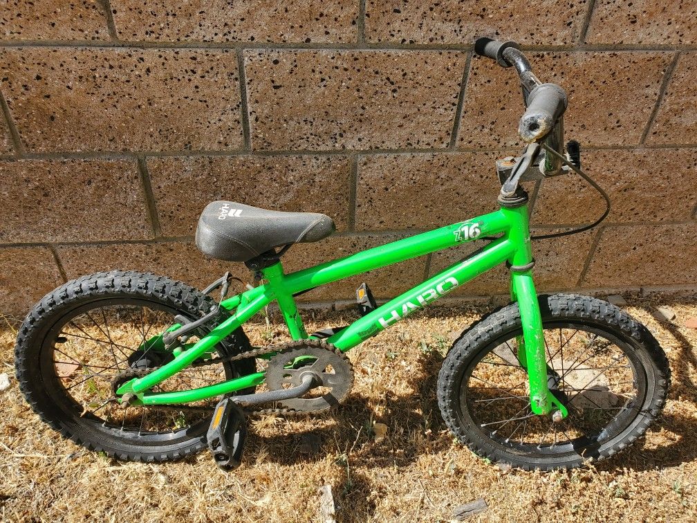 Haro Bikes - Kids - Shredder 18 2016 Haro Bicycles 16 & 18