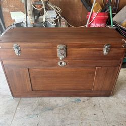 Gerstner Walnut Machinists Box