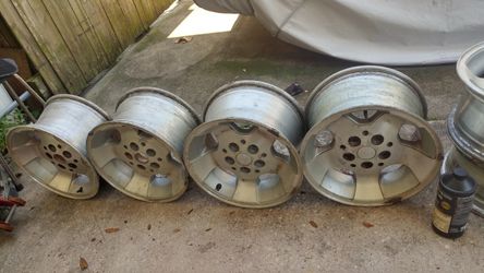 Universal Jeep rims