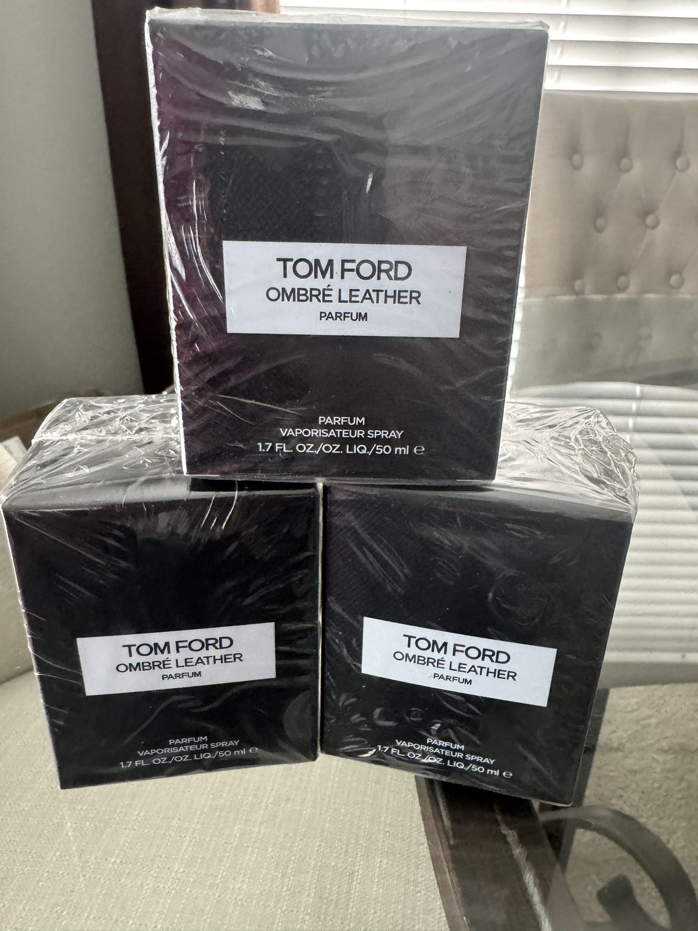 TOM FORD- Ombre Leather Parfum