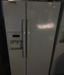 Kenmore refrigerator / 90 day warranty/ delivery available