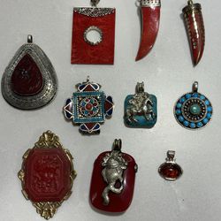 Brooches, Charms and Pendants. Select yours!