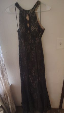 Black Lace Halter Neck Maxi Dress