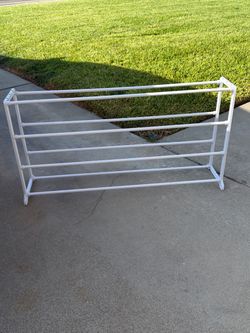 Shoe rack