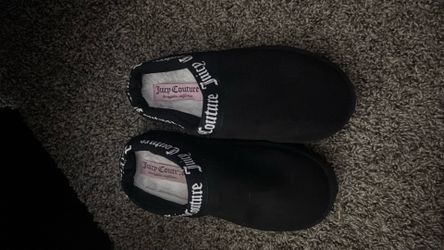 Juicy couture slippers