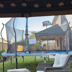 Trampoline 14’