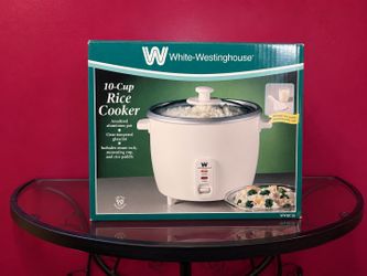 White Westinghouse 10-Cup Rice Cooker: New in Box (All Accessories Included)