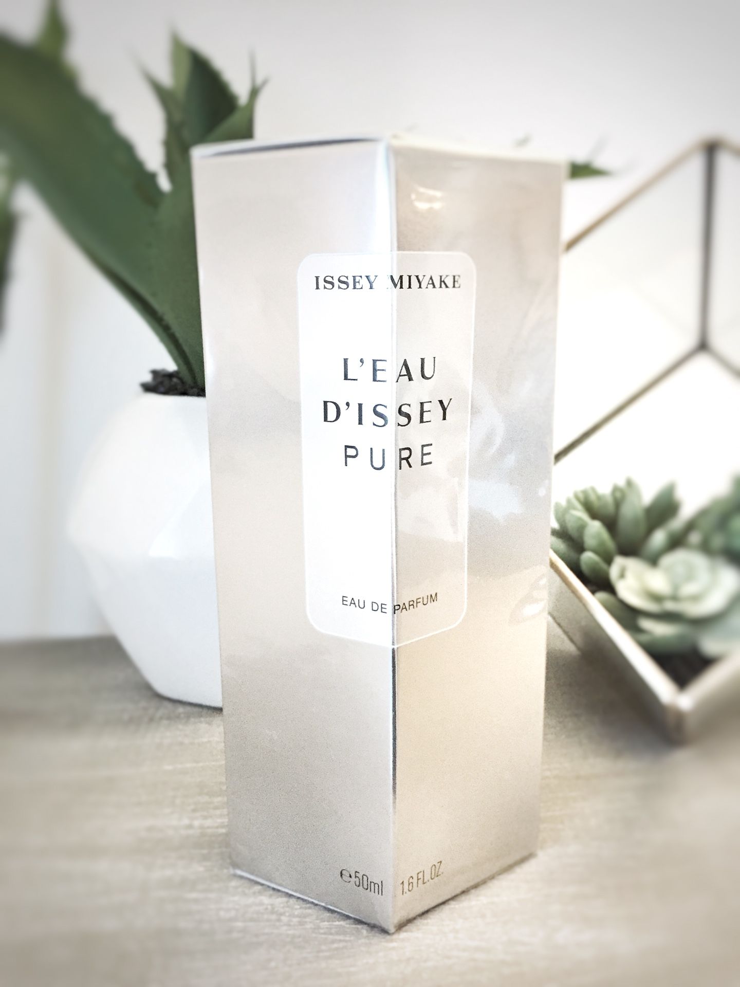 Issey Miyake - L’eau d’Issey Pure - Eau de Parfum Women 50ML