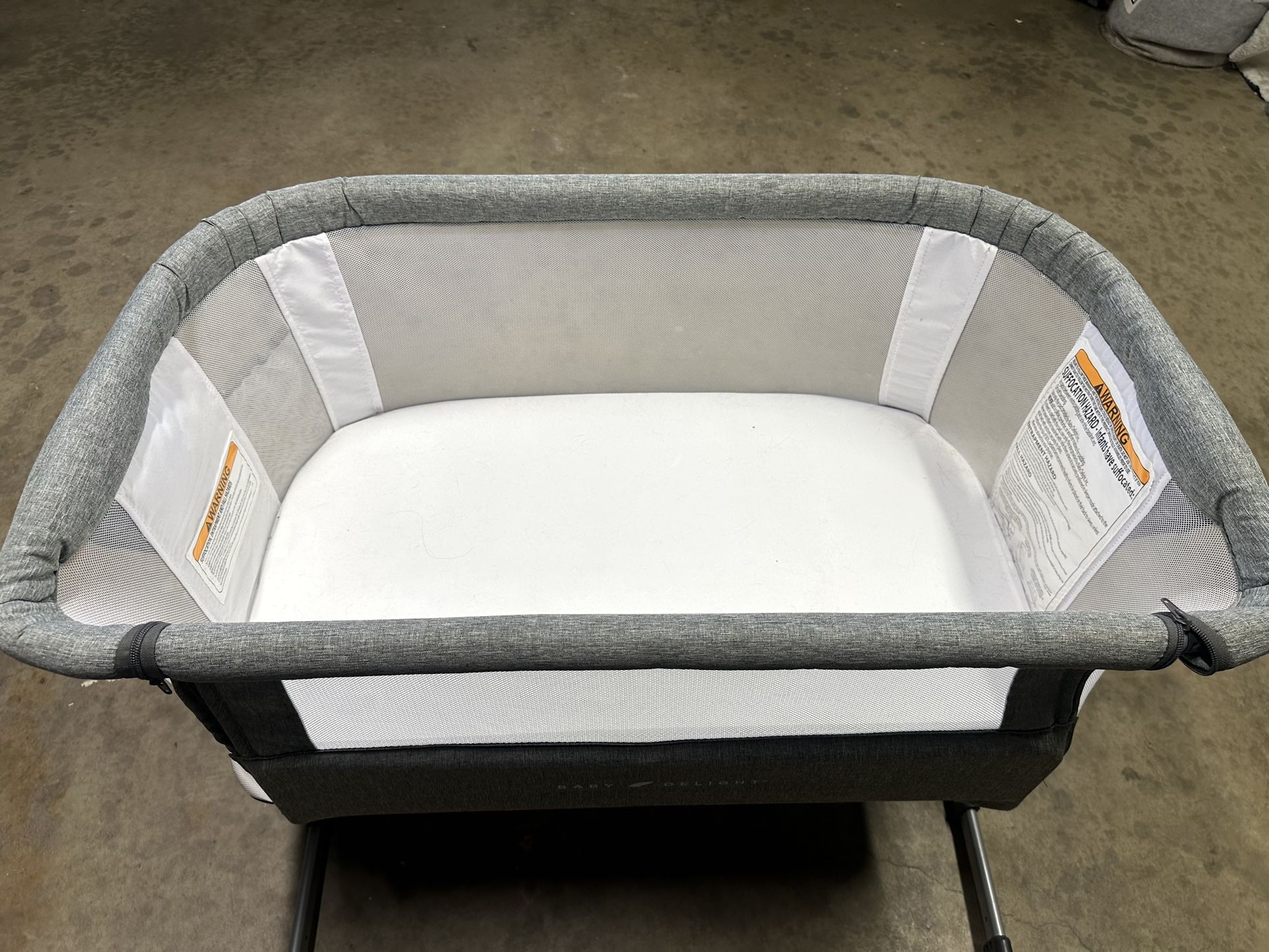 Baby delight Bassinet