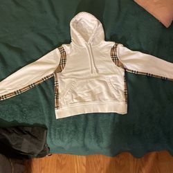 Burberry Sweater