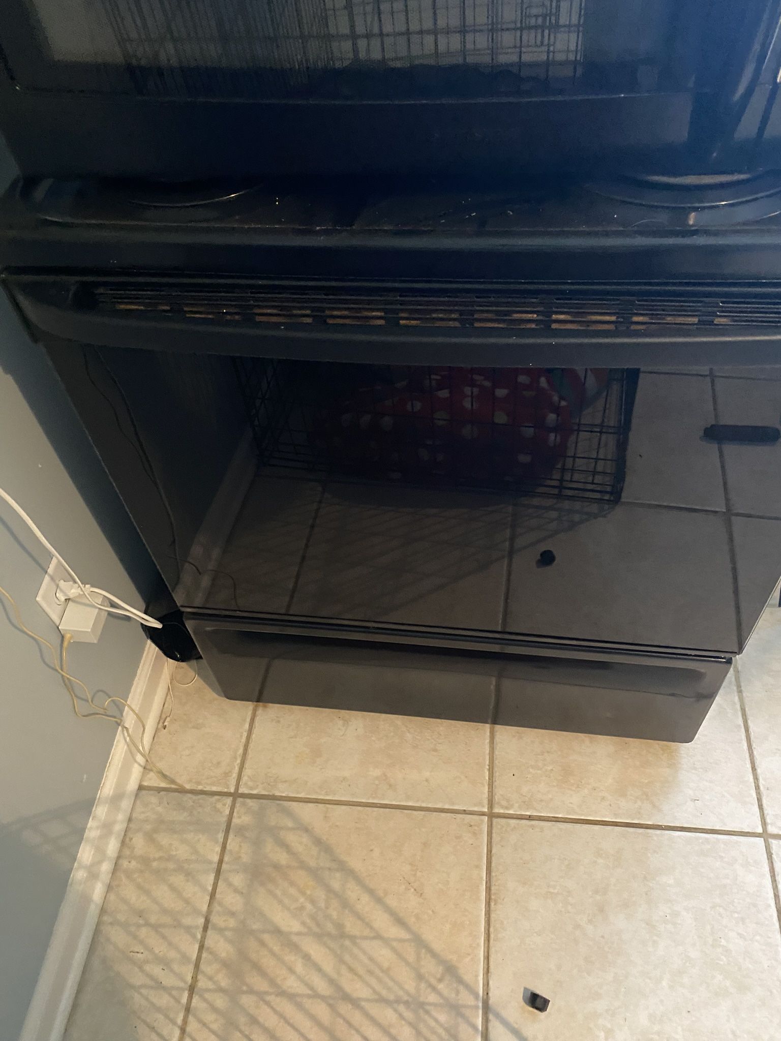 Stove Microwave Side By Refrigerator Freezer