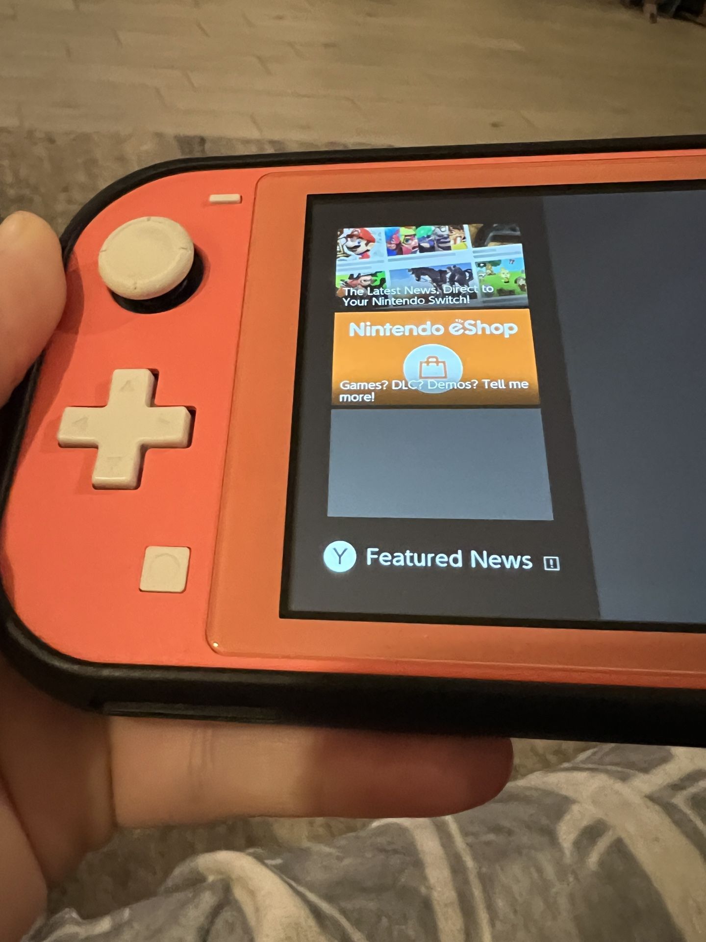 Nintendo Switch Lite - Coral