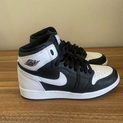 Jordan 1 High Black/White Size 5.5Y 