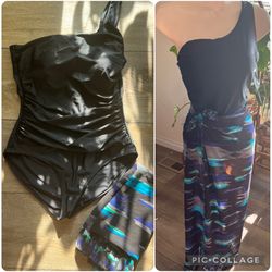 Women’s sz 10 Swimsuit and wrap