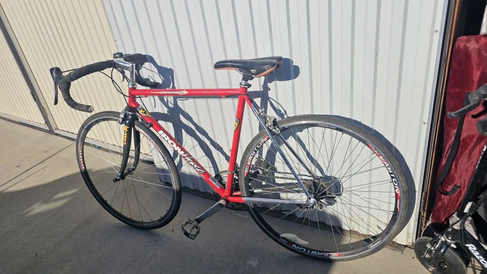 Road Bike Iron Horse