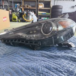 2017 - 2022 Alfa Romeo Giulia HID Headlight(LH/Driver Side)